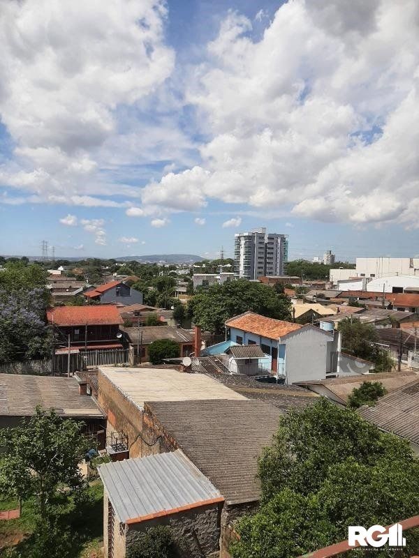 Casa à venda com 4 quartos, 220m² - Foto 10