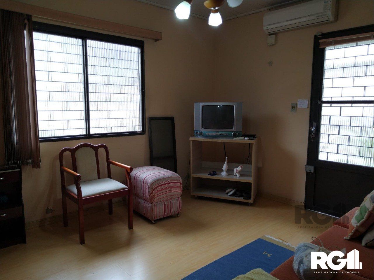 Casa à venda com 3 quartos, 120m² - Foto 3