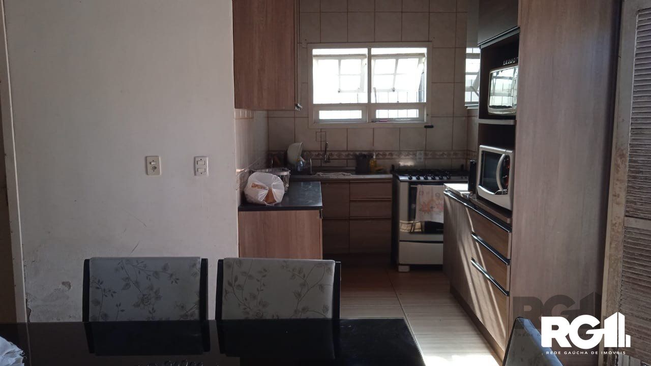 Casa à venda com 3 quartos, 85m² - Foto 3