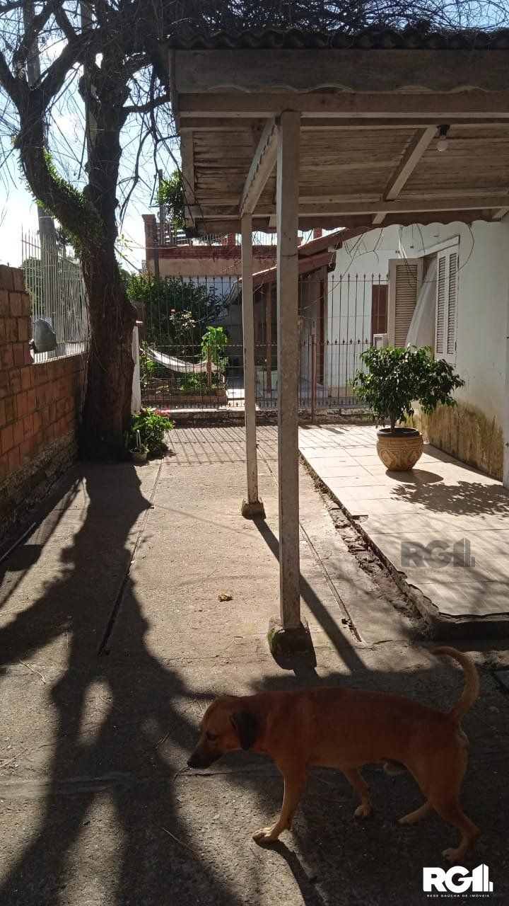 Casa à venda com 3 quartos, 85m² - Foto 2