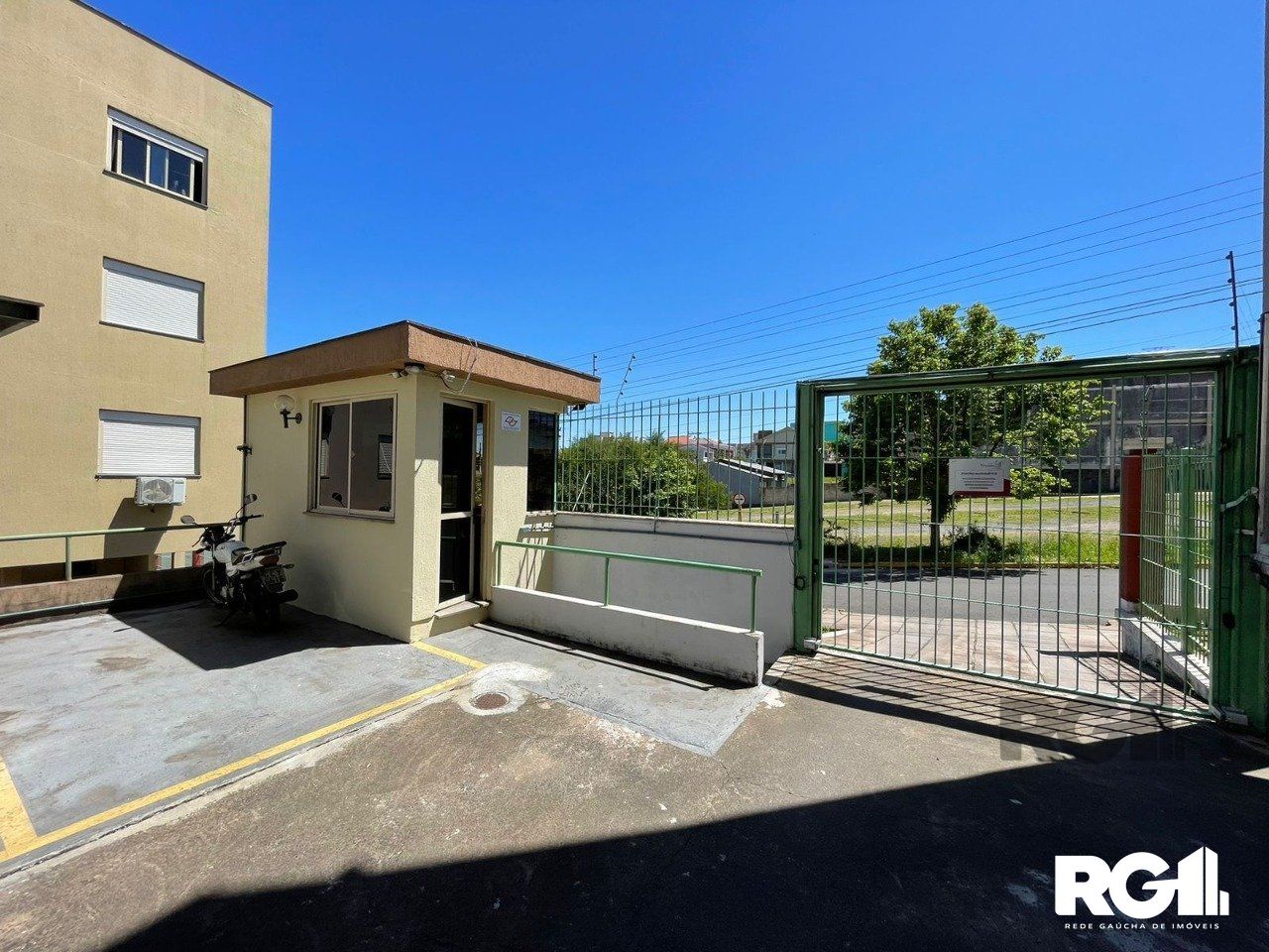 Apartamento à venda com 2 quartos, 57m² - Foto 26