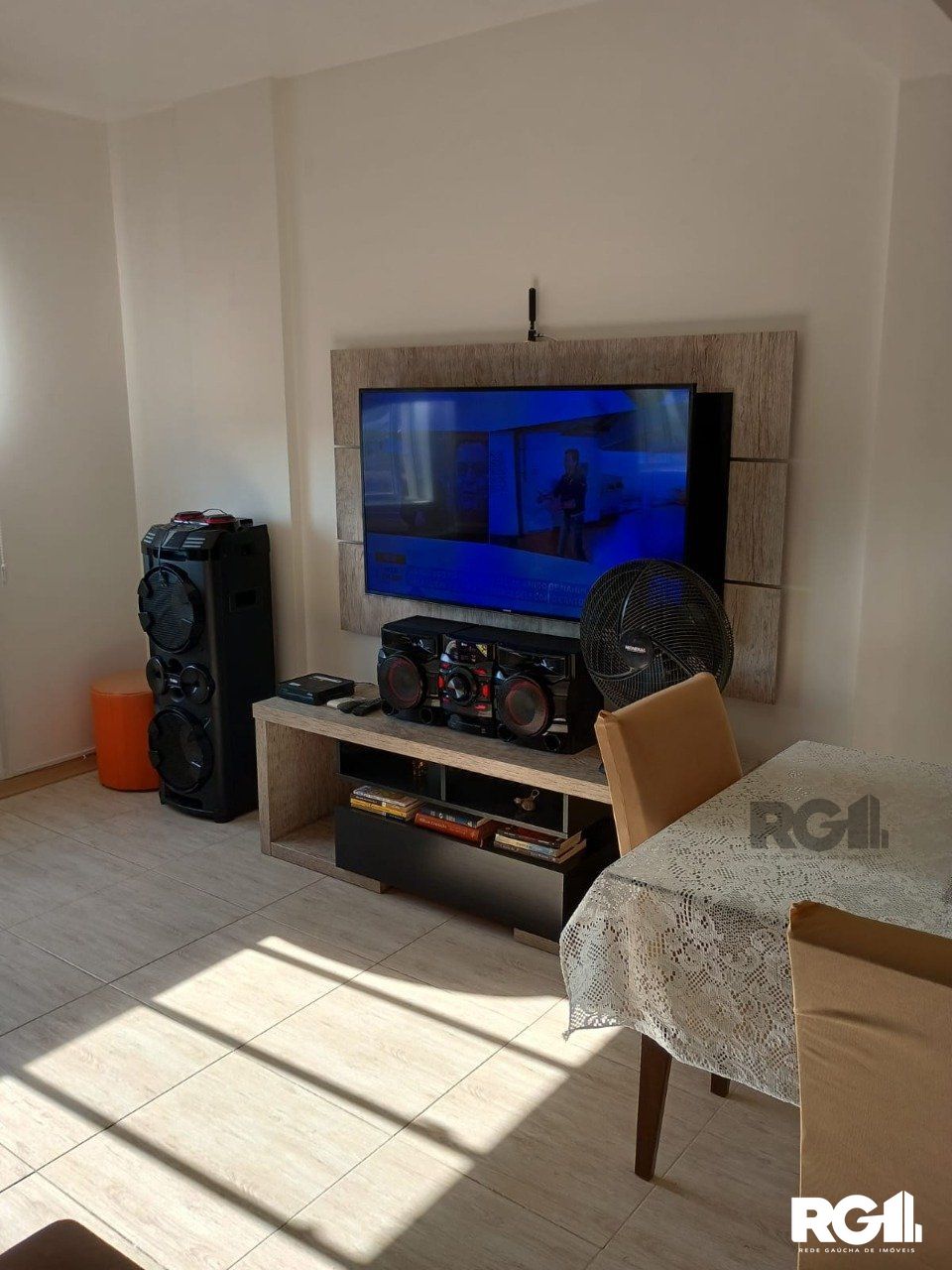 Apartamento à venda com 1 quarto, 49m² - Foto 2