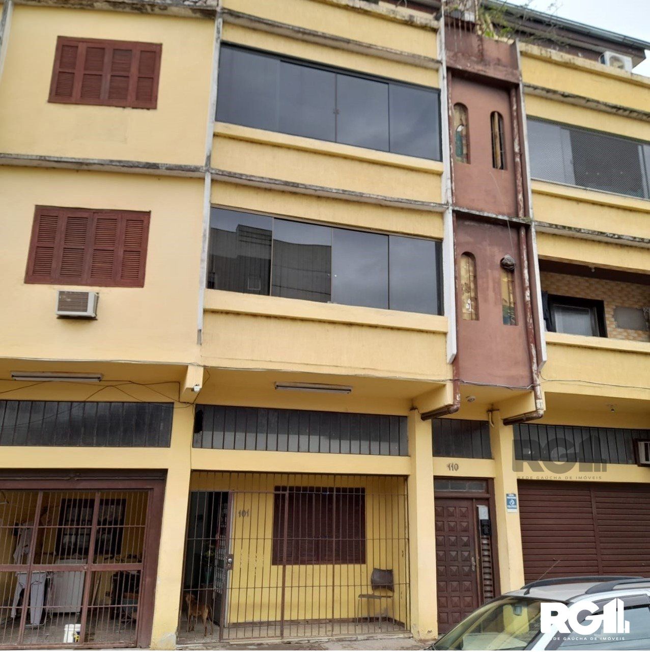 Apartamento à venda com 2 quartos, 71m² - Foto 1