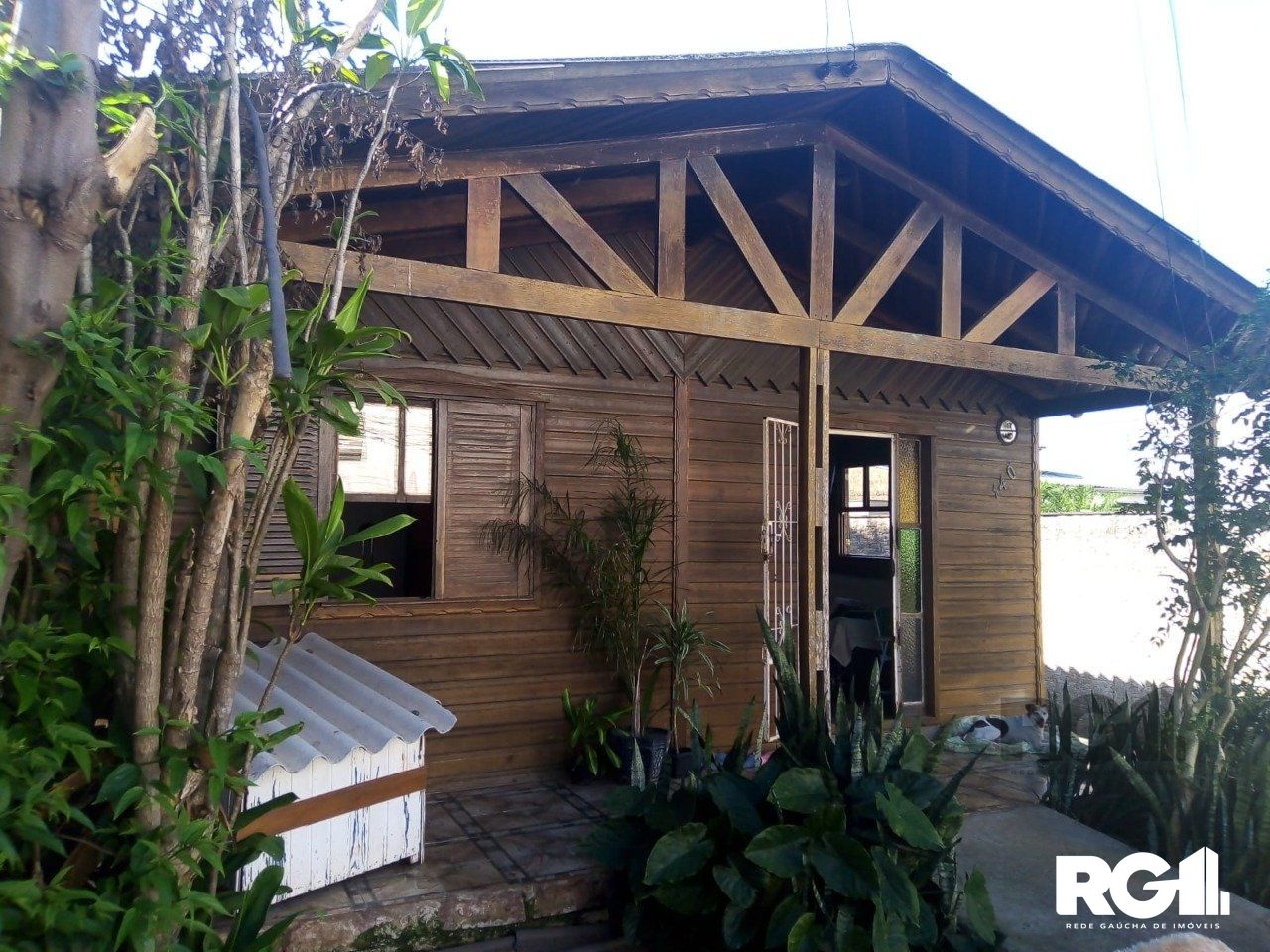 Casa à venda com 2 quartos, 67m² - Foto 2