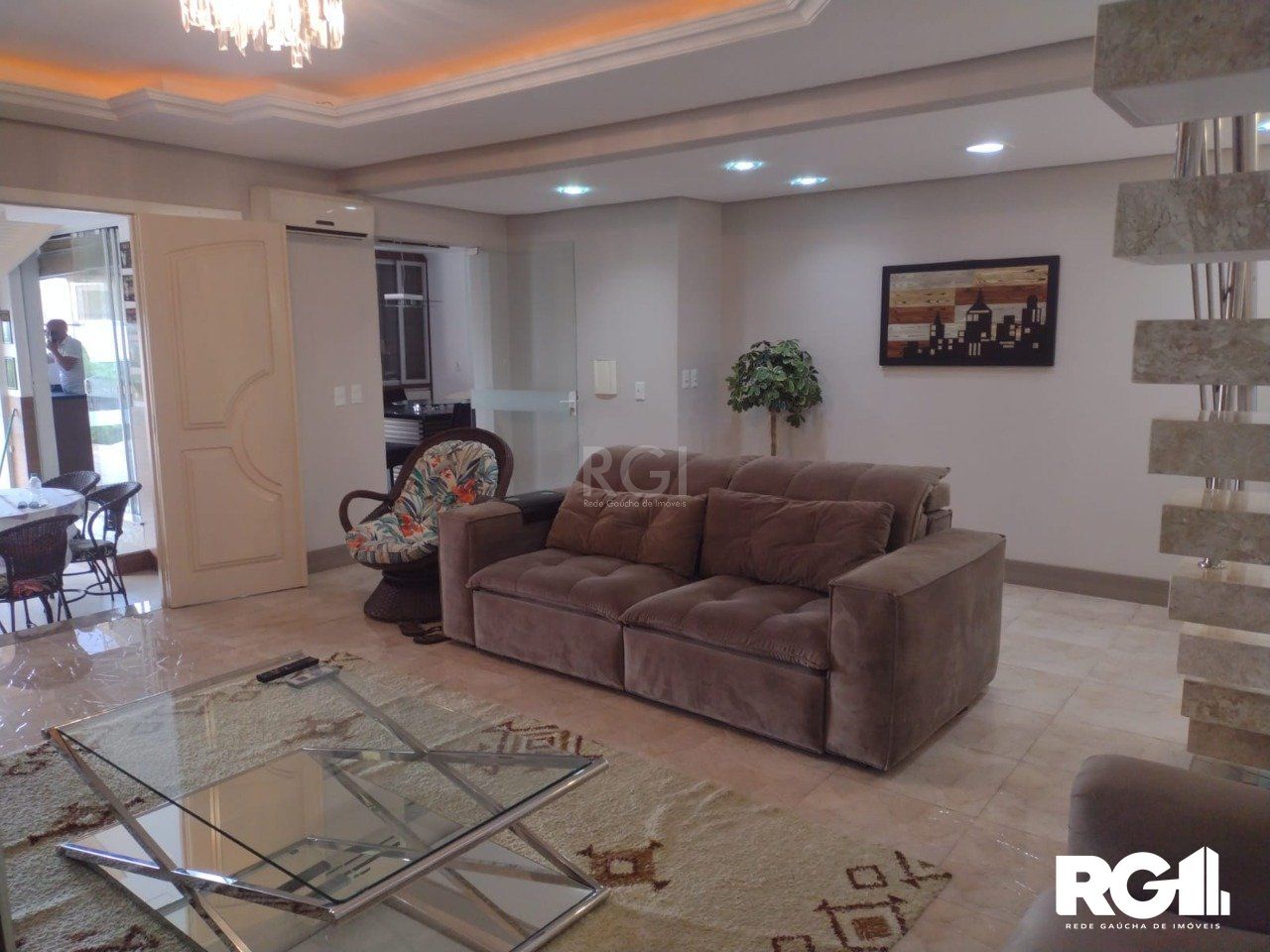 Sobrado à venda com 4 quartos, 350m² - Foto 3