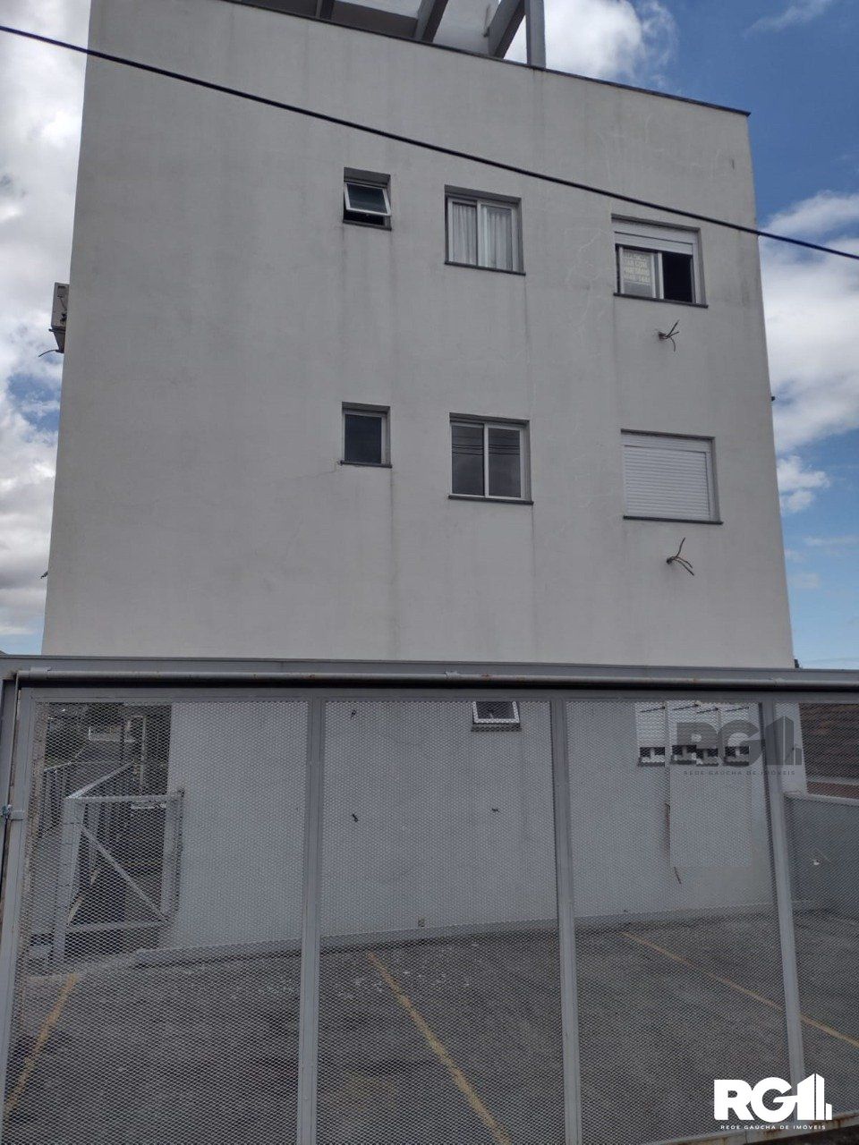 Apartamento à venda com 1 quarto, 32m² - Foto 2