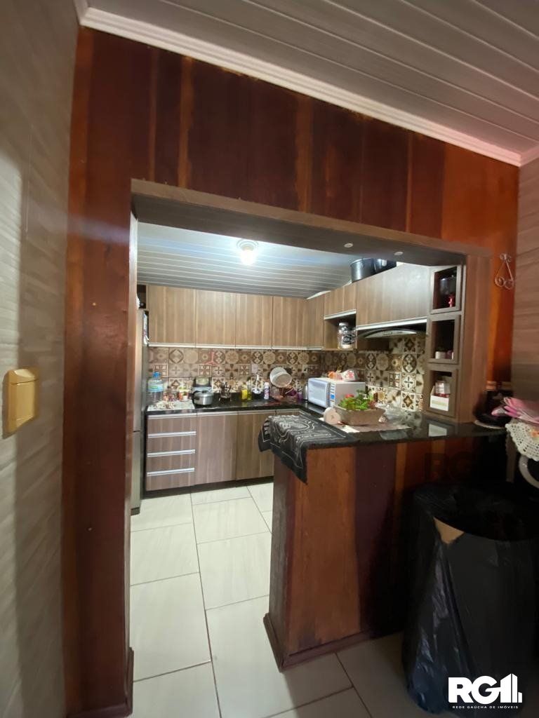 Casa à venda com 2 quartos, 70m² - Foto 8