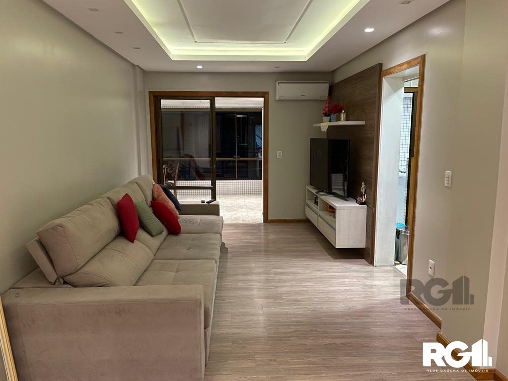 Apartamento à venda com 3 quartos, 120m² - Foto 1
