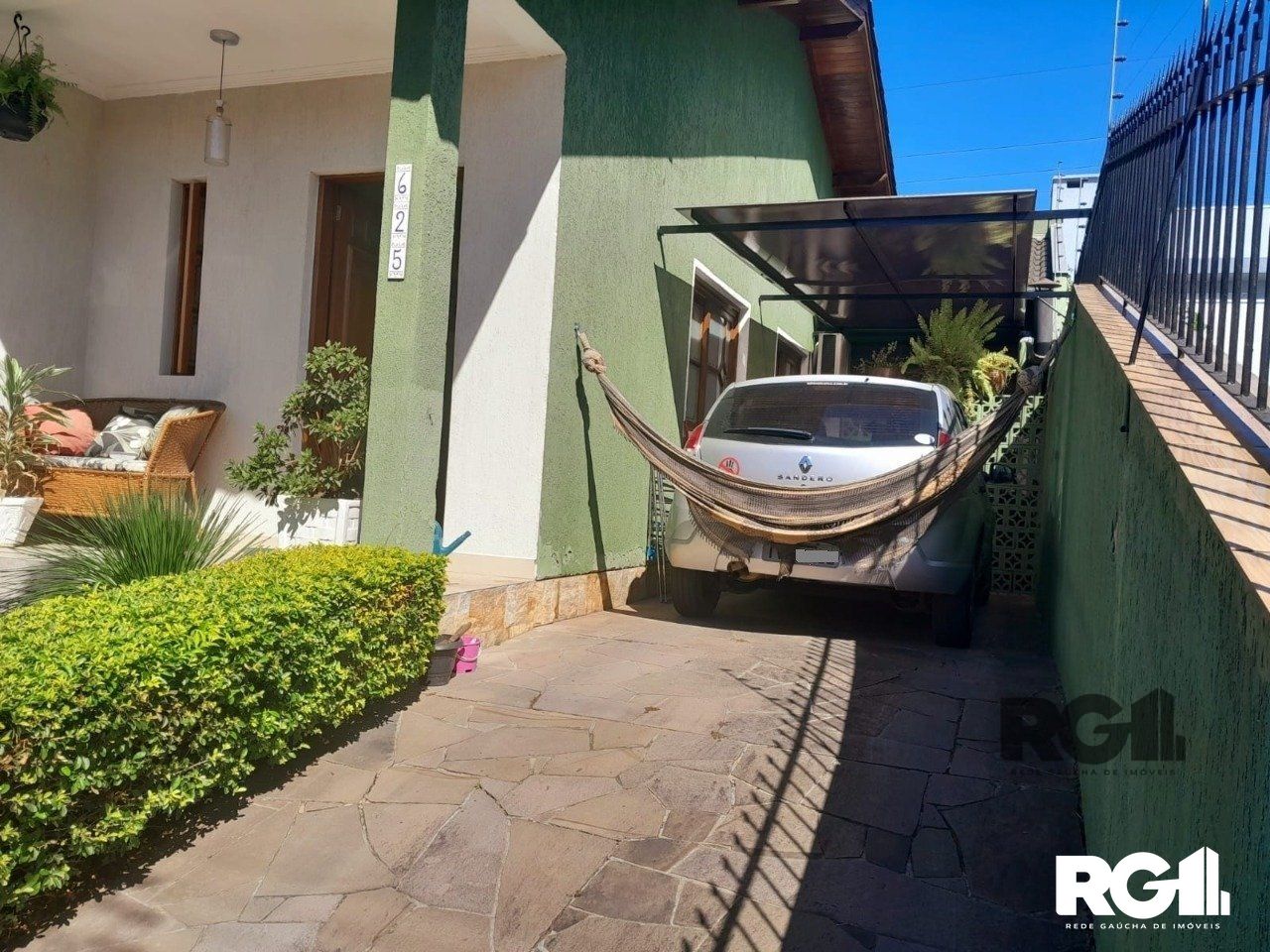 Casa à venda com 3 quartos, 150m² - Foto 2