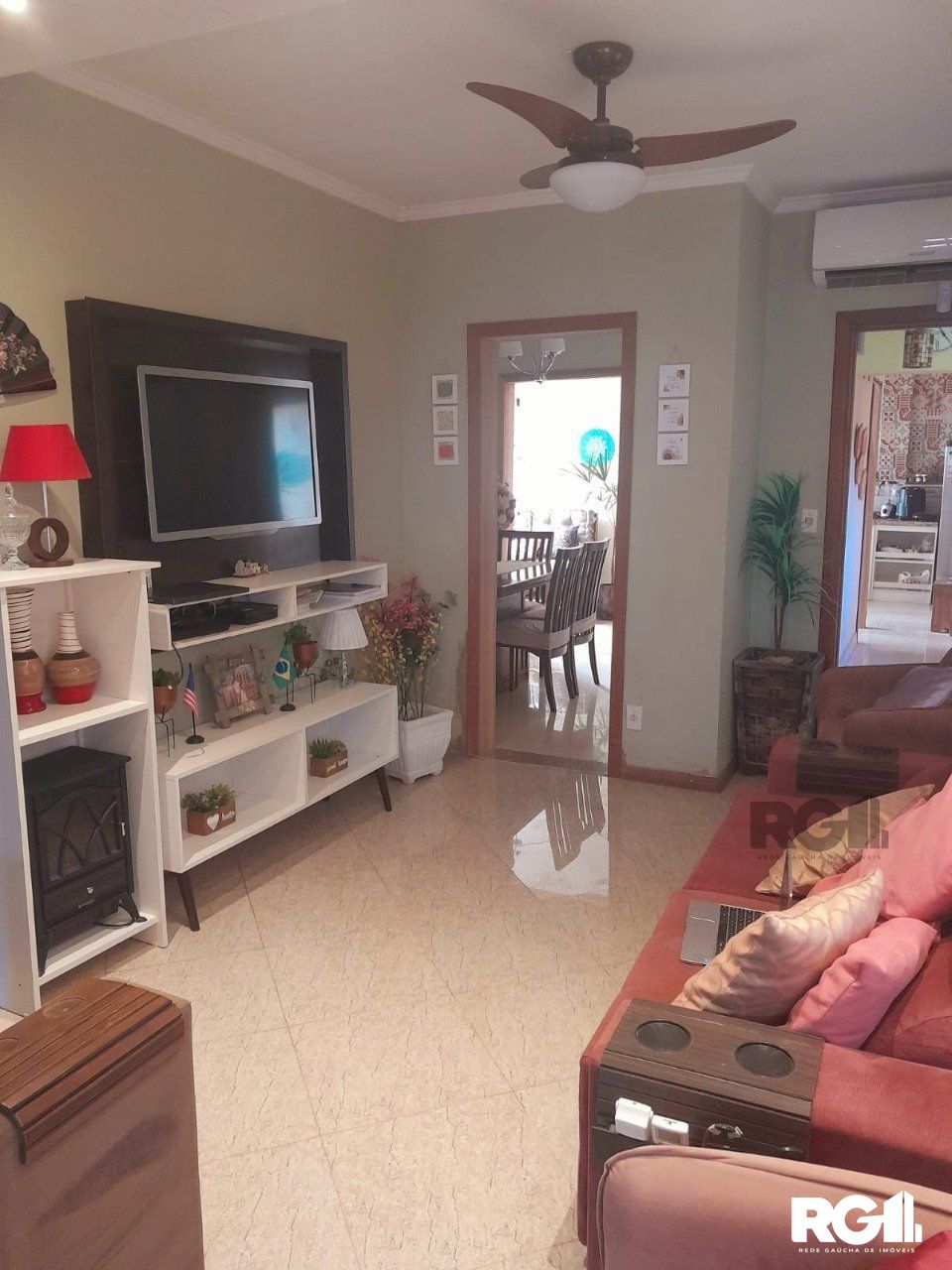 Casa à venda com 3 quartos, 150m² - Foto 4