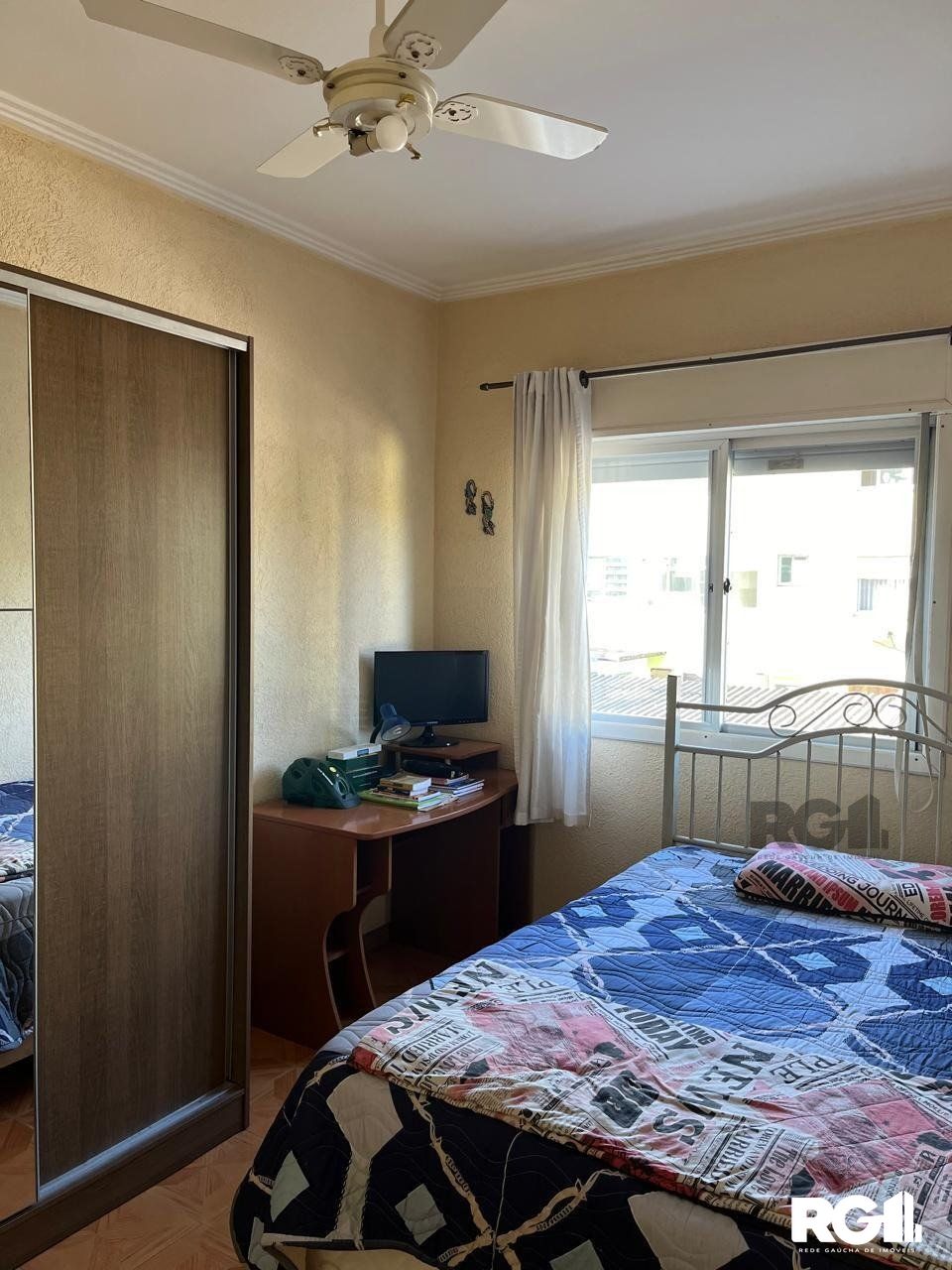 Apartamento à venda com 2 quartos, 72m² - Foto 2