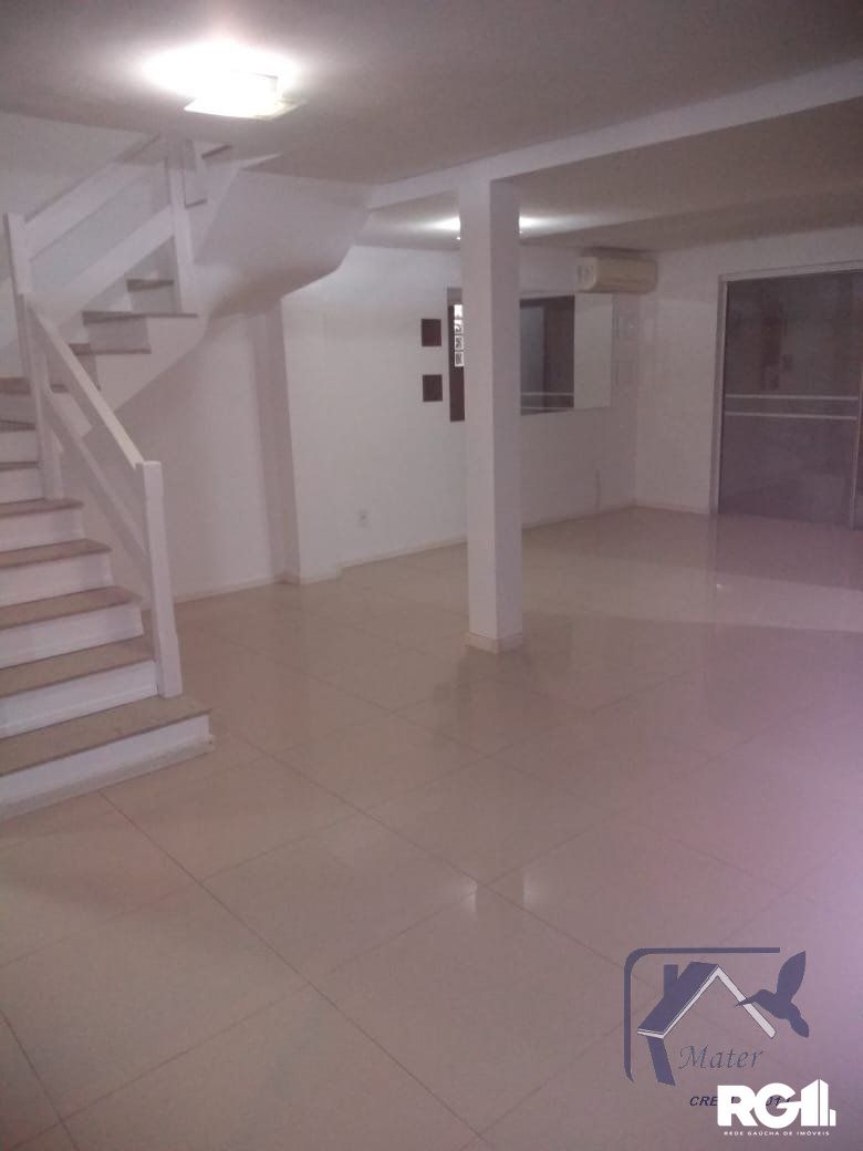 Casa à venda com 3 quartos, 160m² - Foto 3