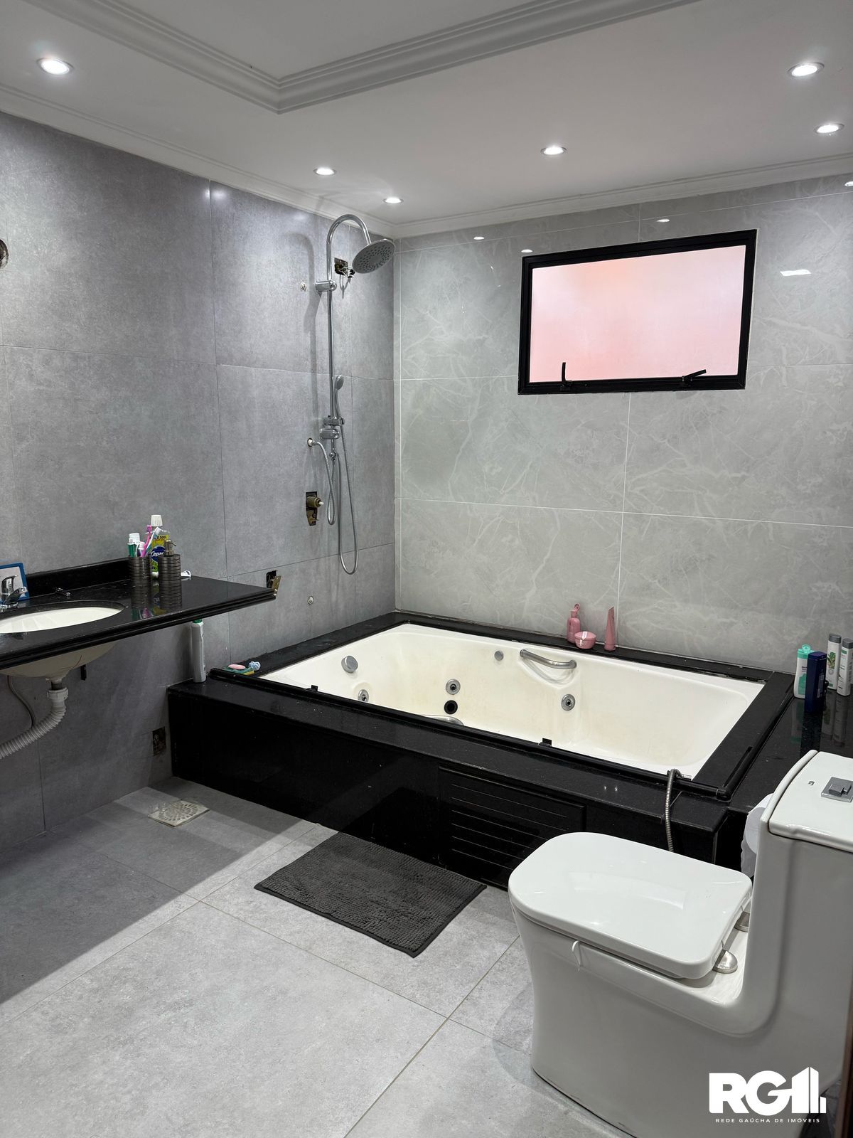 Casa à venda com 3 quartos, 280m² - Foto 8