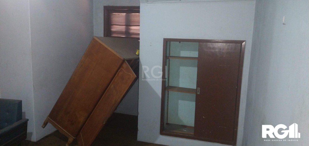 Casa à venda com 4 quartos, 201m² - Foto 13