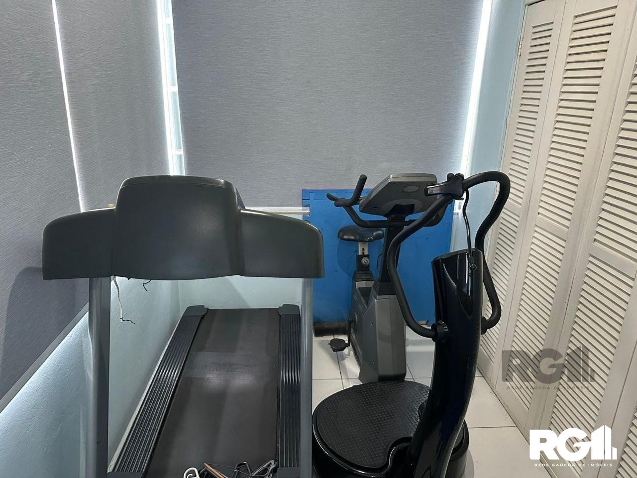 Casa à venda com 3 quartos, 206m² - Foto 18