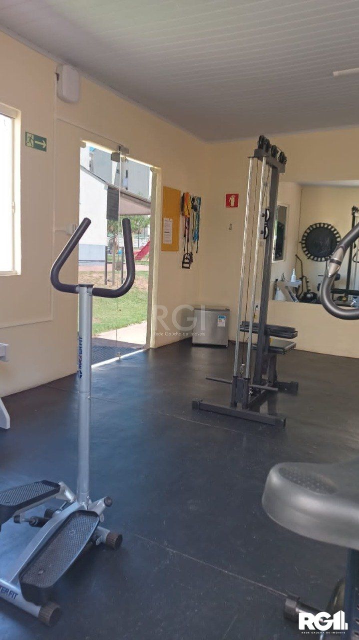 Apartamento à venda com 2 quartos, 38m² - Foto 23