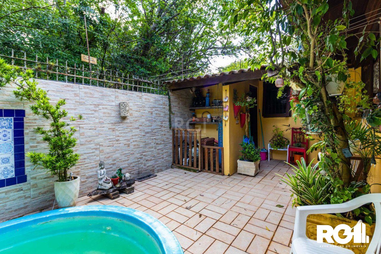 Casa de Condomínio à venda com 4 quartos, 231m² - Foto 39