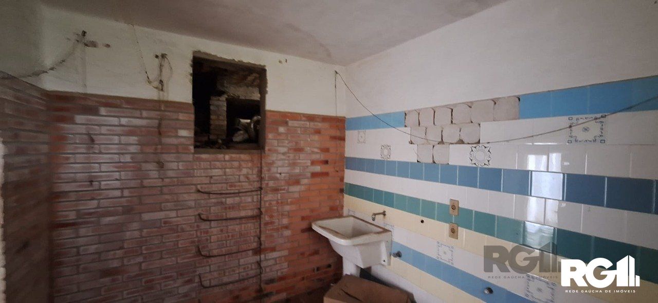Casa à venda com 4 quartos, 211m² - Foto 23