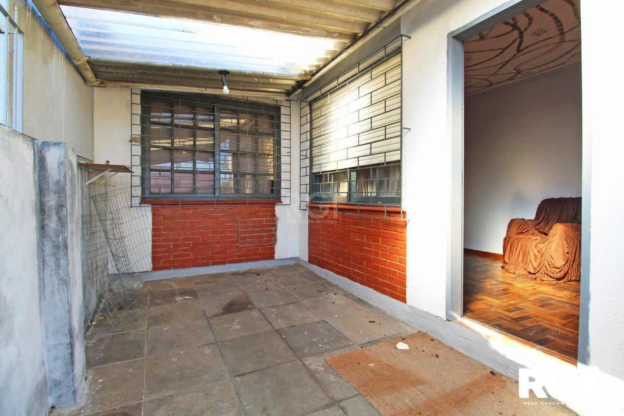 Casa à venda com 5 quartos, 74m² - Foto 5