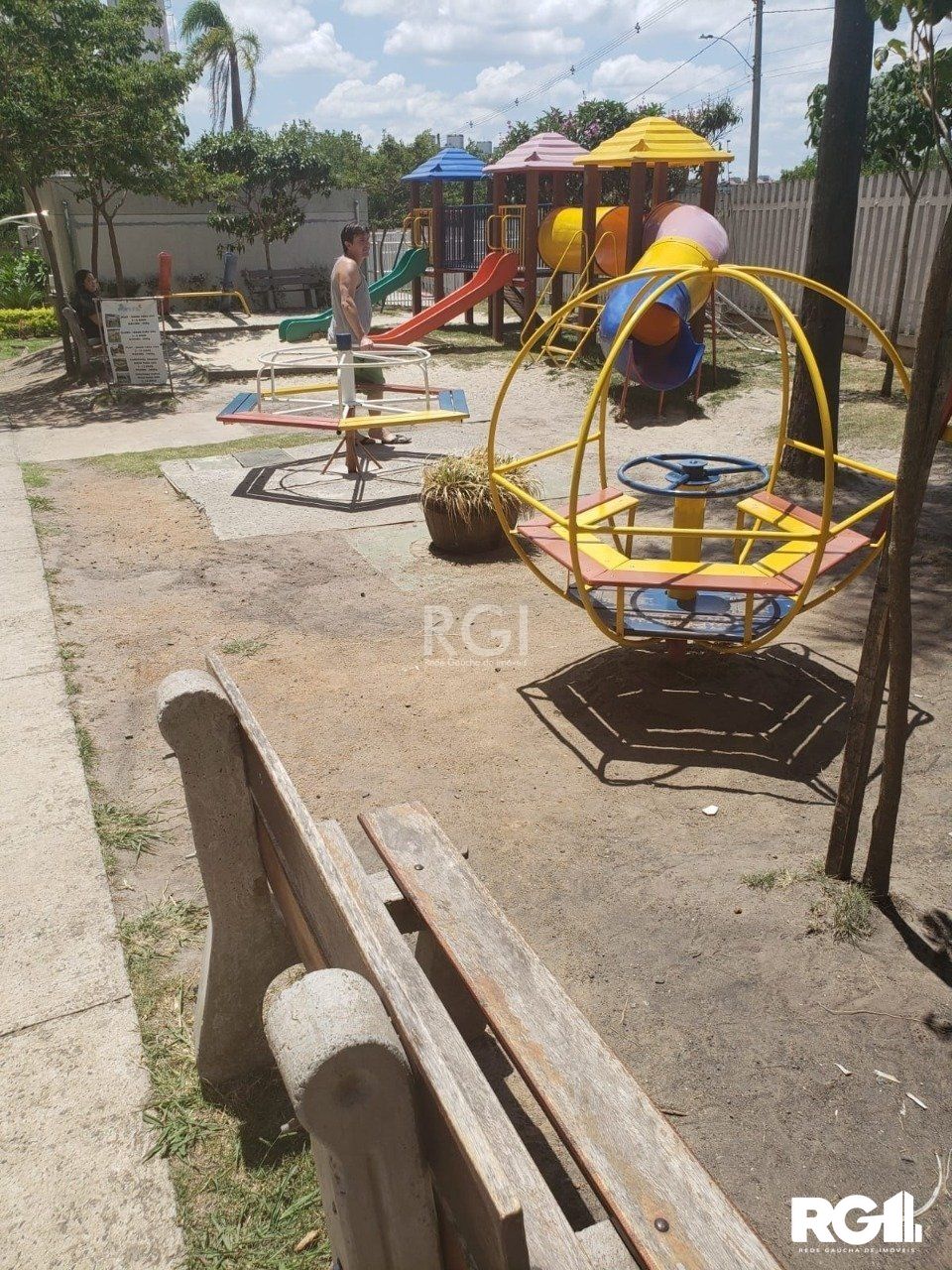 Apartamento à venda com 2 quartos, 40m² - Foto 32