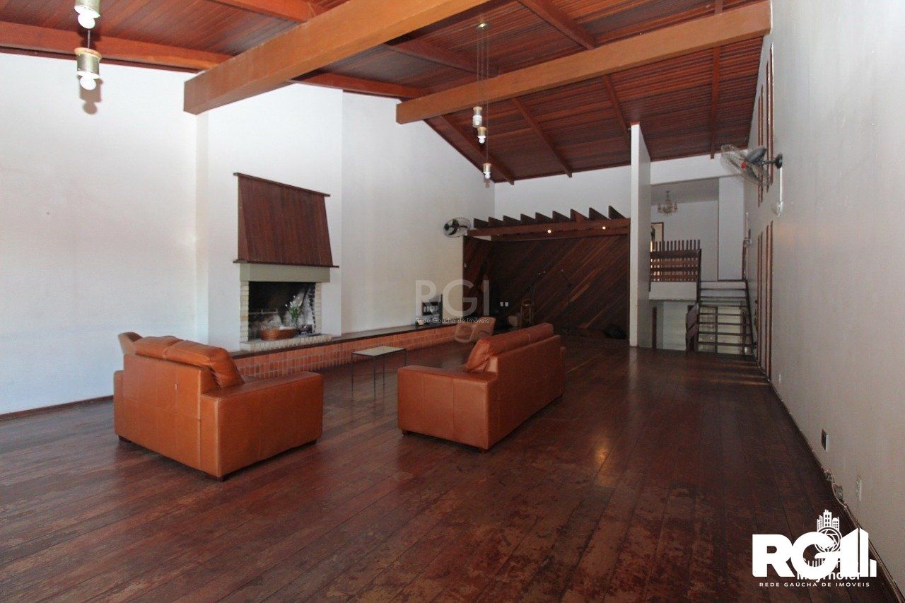 Casa à venda com 4 quartos, 526m² - Foto 4