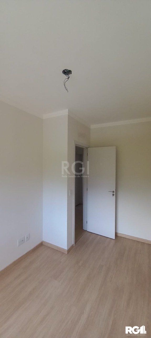 Casa à venda com 3 quartos, 198m² - Foto 6