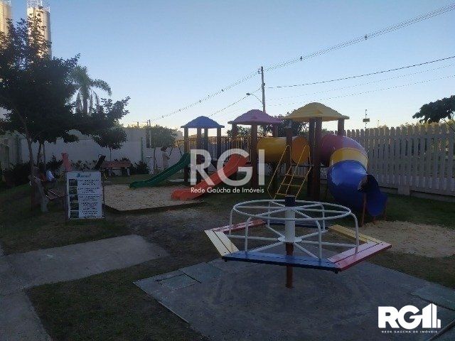 Apartamento à venda com 2 quartos, 40m² - Foto 33