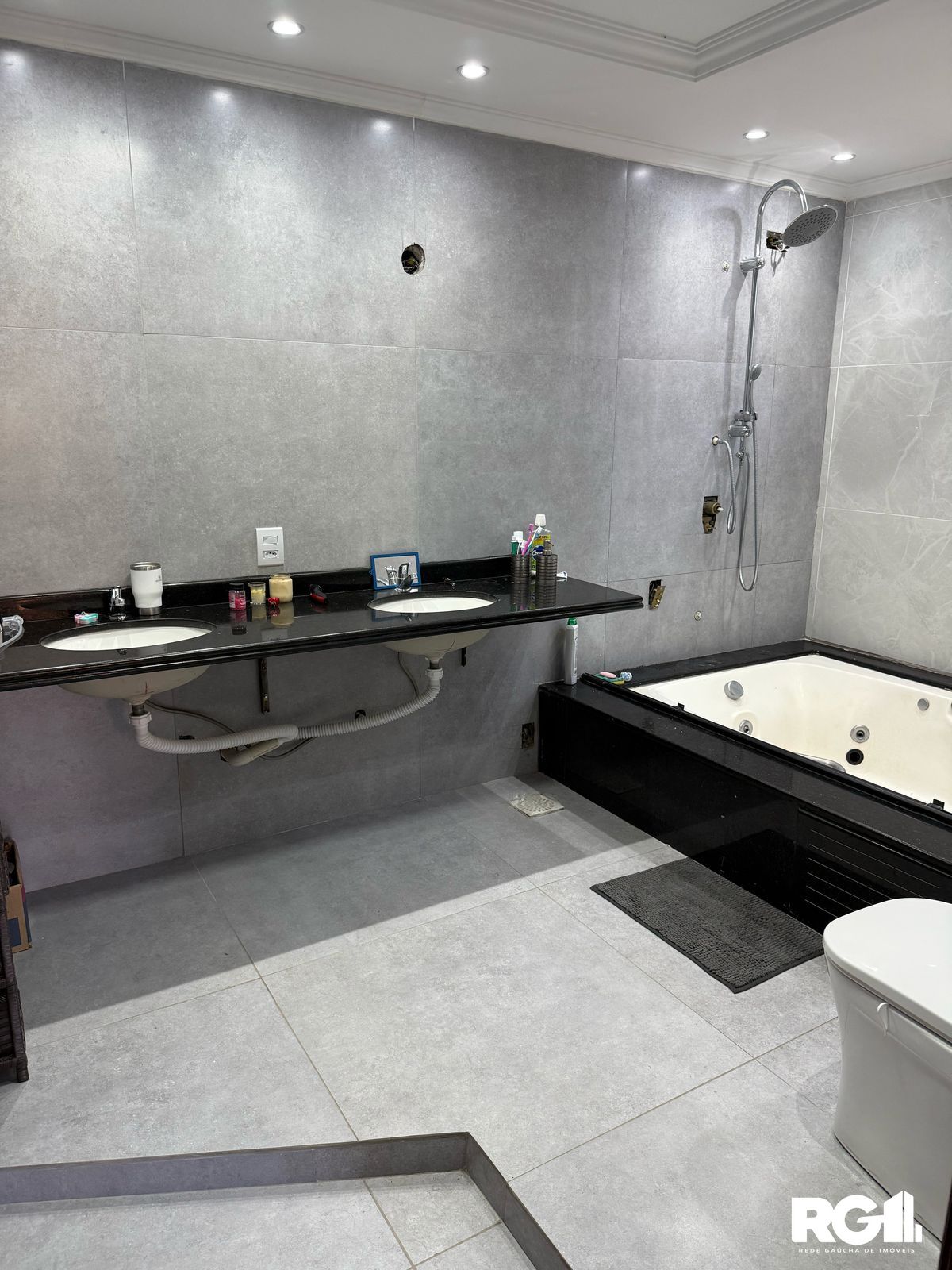 Casa à venda com 3 quartos, 280m² - Foto 9