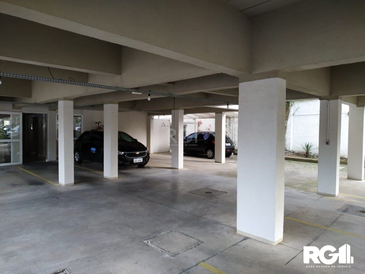 Apartamento à venda com 2 quartos, 61m² - Foto 27