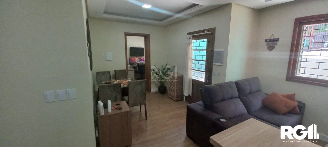 Casa à venda com 3 quartos, 110m² - Foto 4