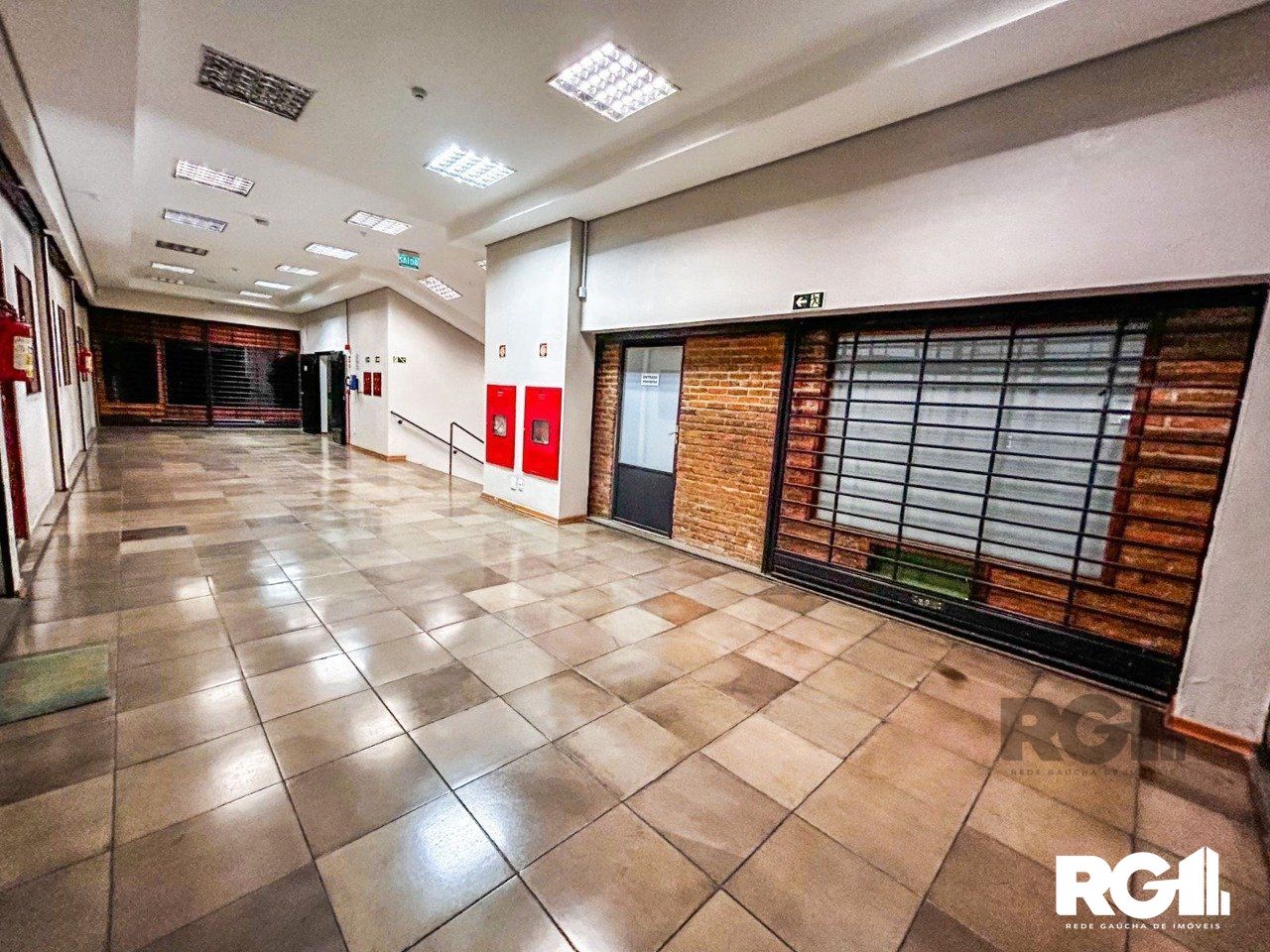 Conjunto Comercial-Sala à venda com 1 quarto, 28m² - Foto 6