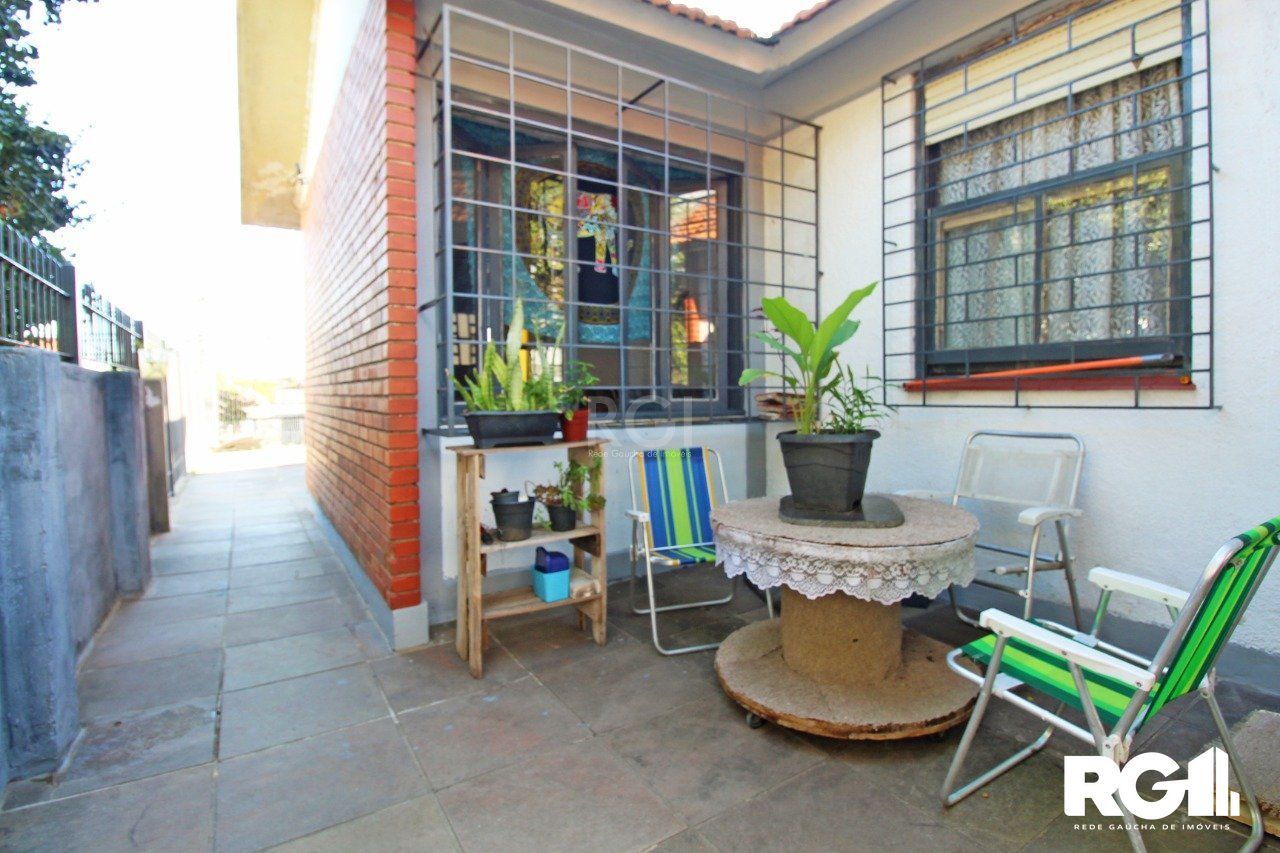 Casa à venda com 5 quartos, 74m² - Foto 6