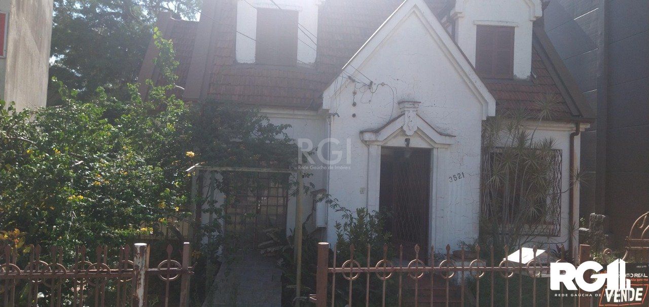 Casa à venda com 4 quartos, 201m² - Foto 2