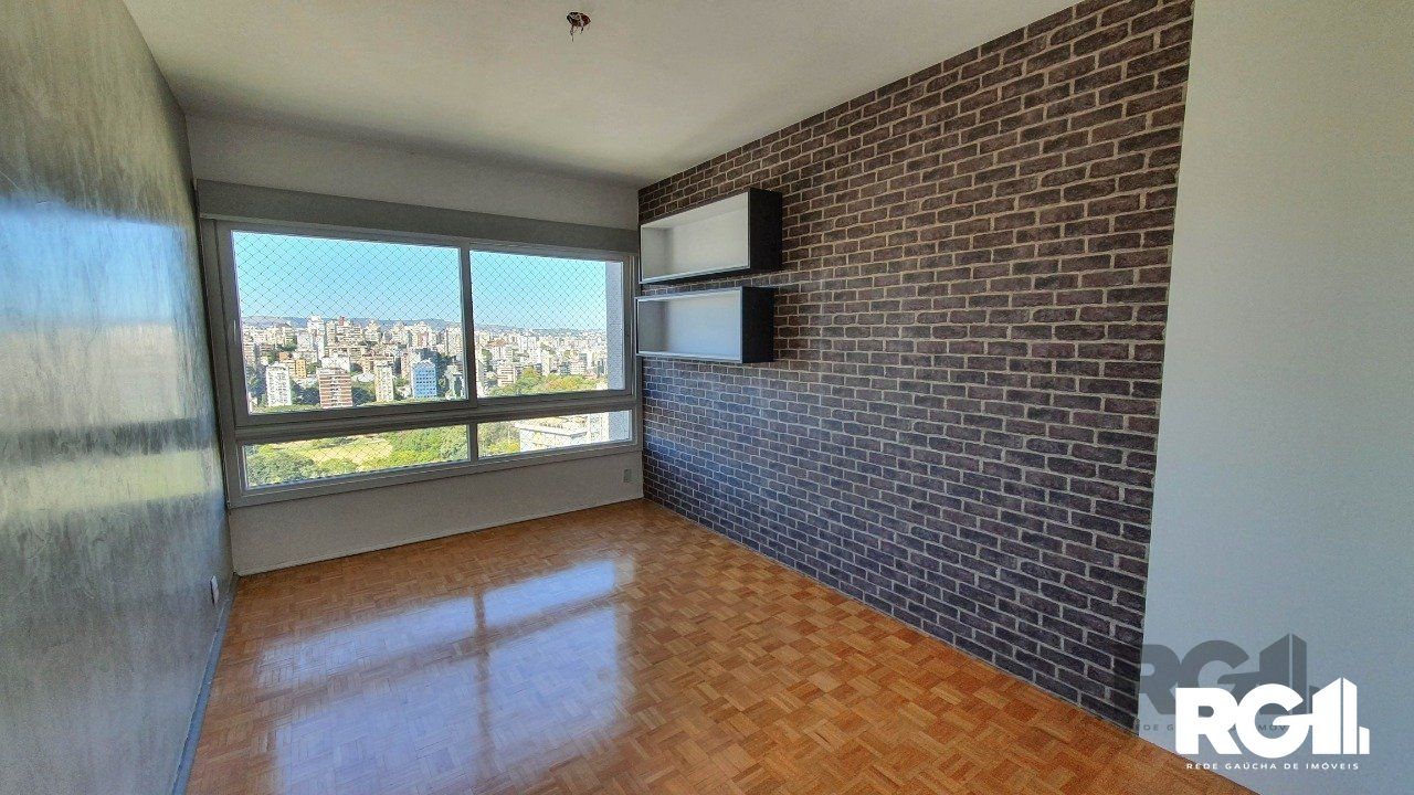 Apartamento à venda com 4 quartos, 167m² - Foto 2