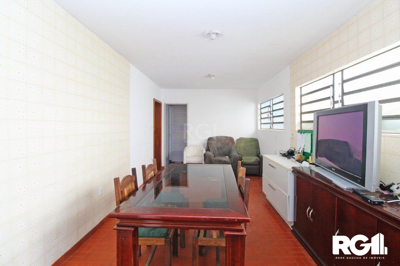 Casa à venda com 5 quartos, 74m² - Foto 13