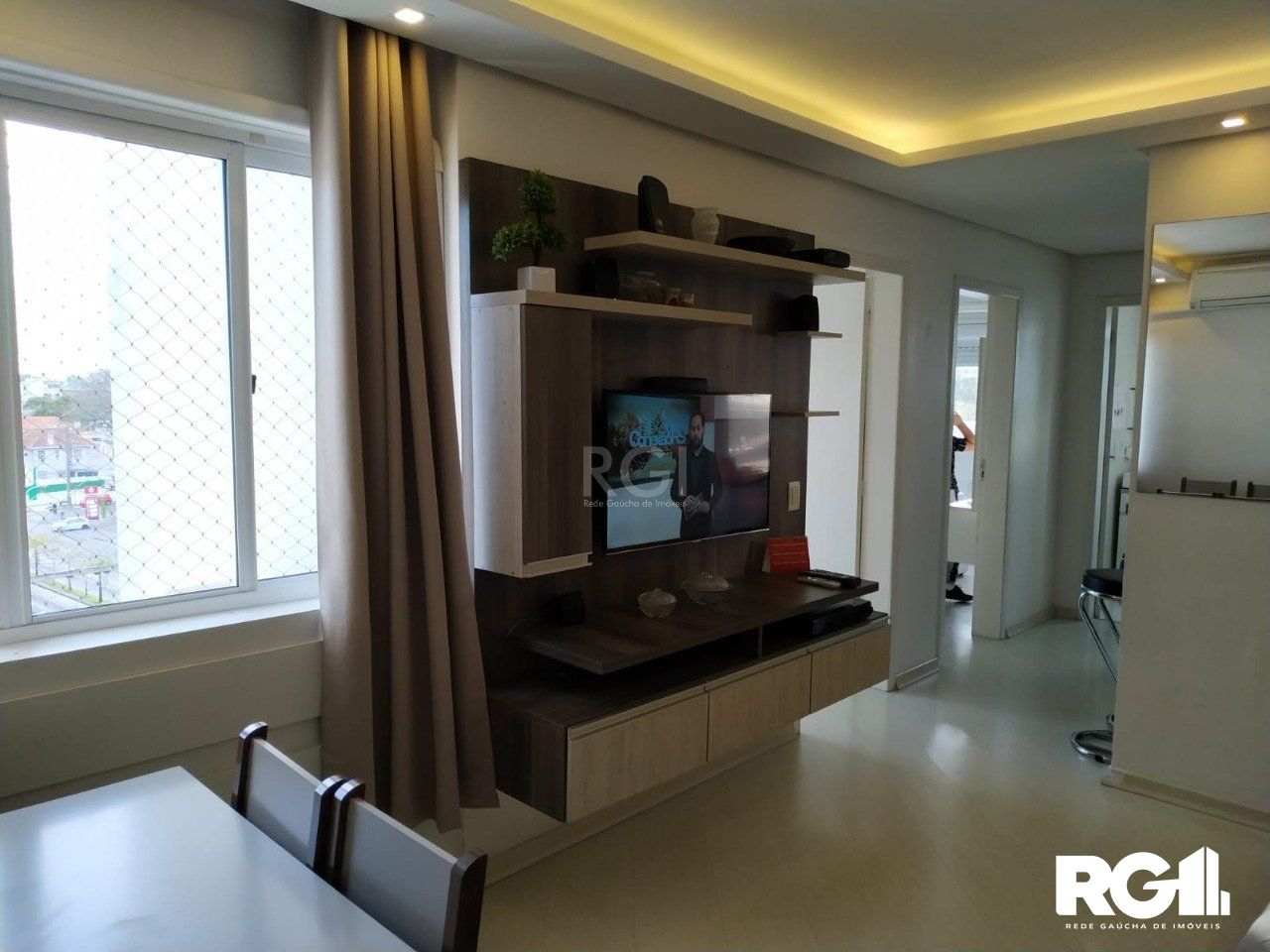 Apartamento à venda com 2 quartos, 61m² - Foto 3