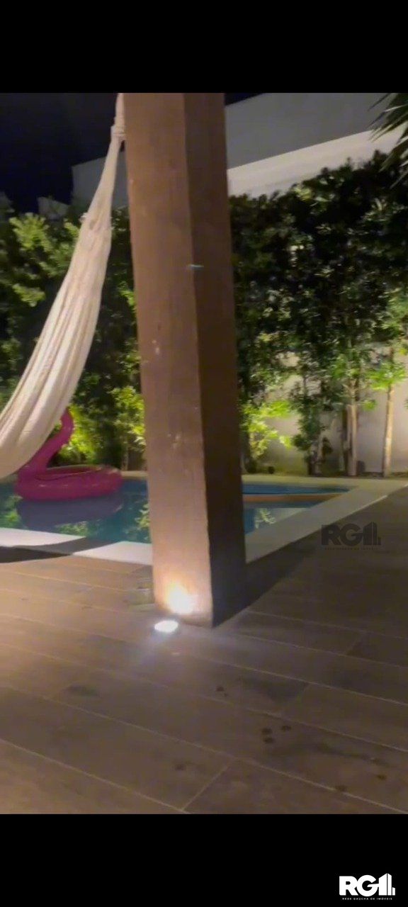 Casa de Condomínio à venda com 3 quartos, 196m² - Foto 19