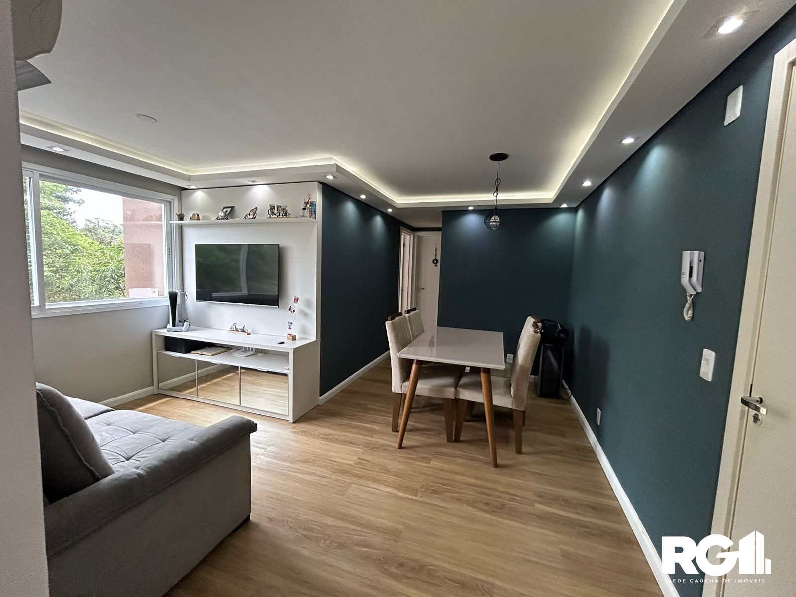 Apartamento à venda com 2 quartos, 47m² - Foto 1