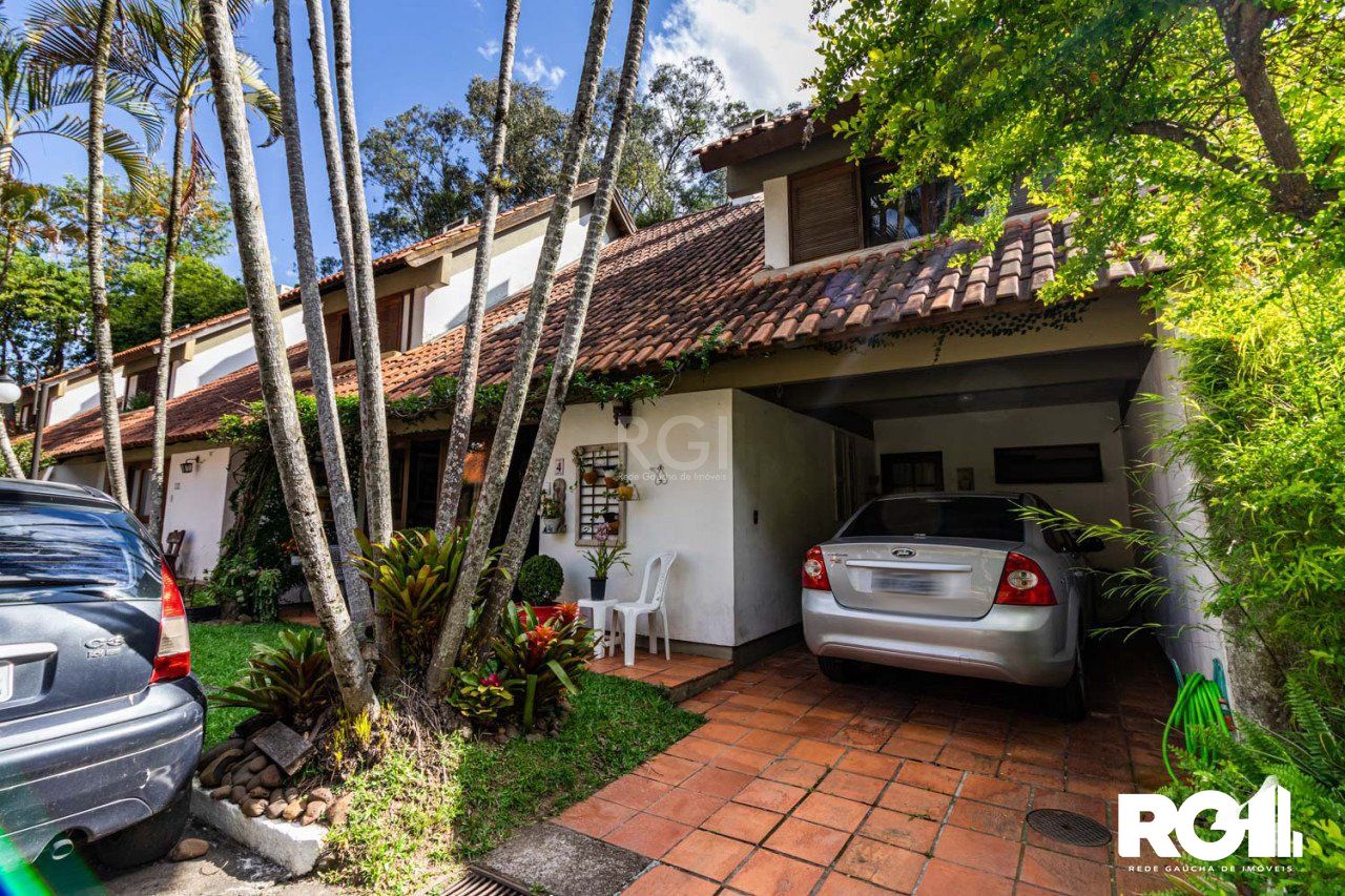 Casa de Condomínio à venda com 4 quartos, 231m² - Foto 42