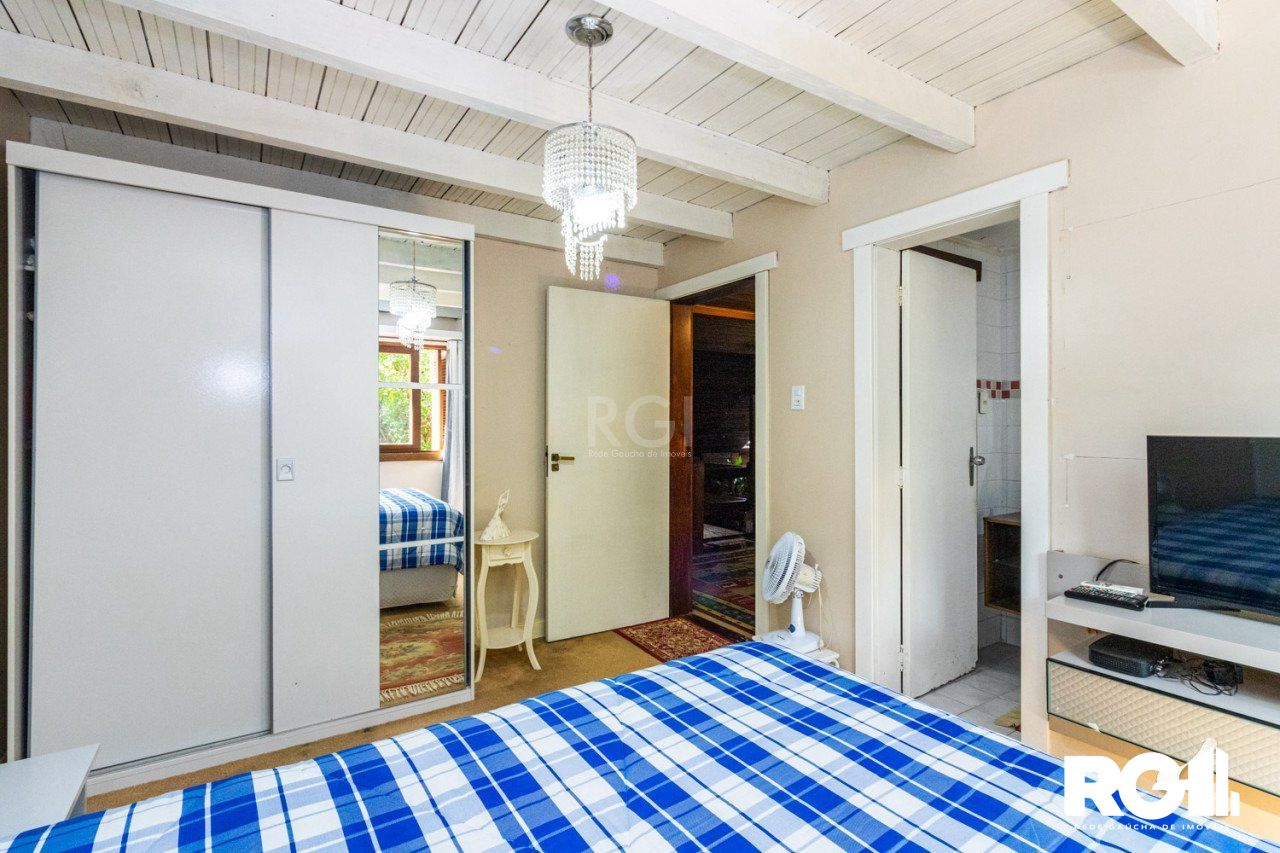 Casa de Condomínio à venda com 4 quartos, 231m² - Foto 14