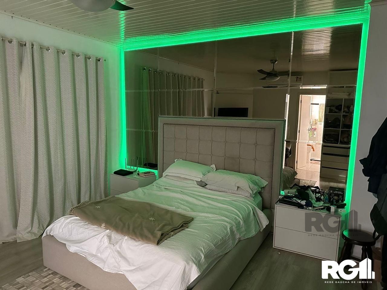 Casa à venda com 3 quartos, 206m² - Foto 13