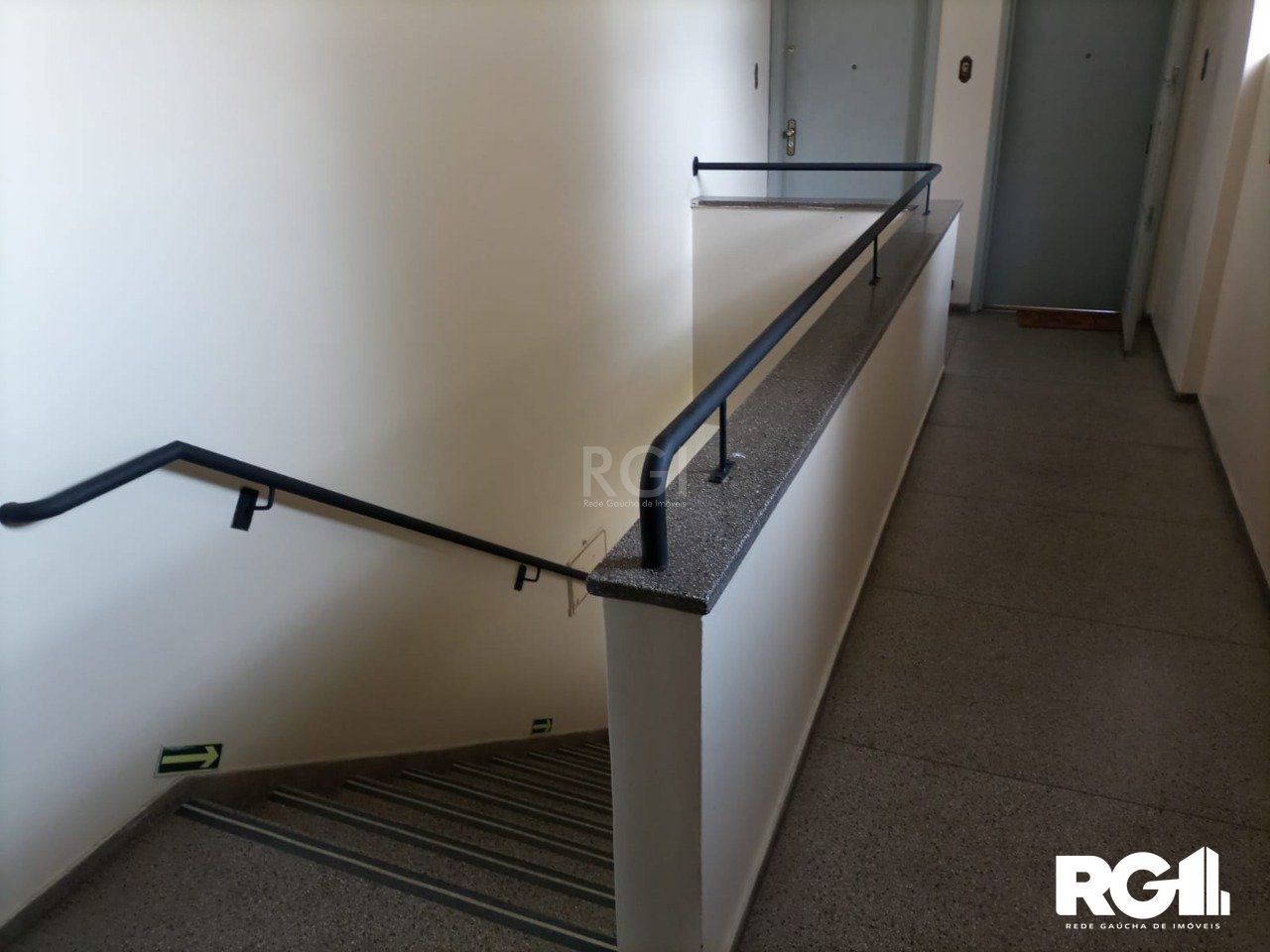 Apartamento à venda com 2 quartos, 50m² - Foto 7