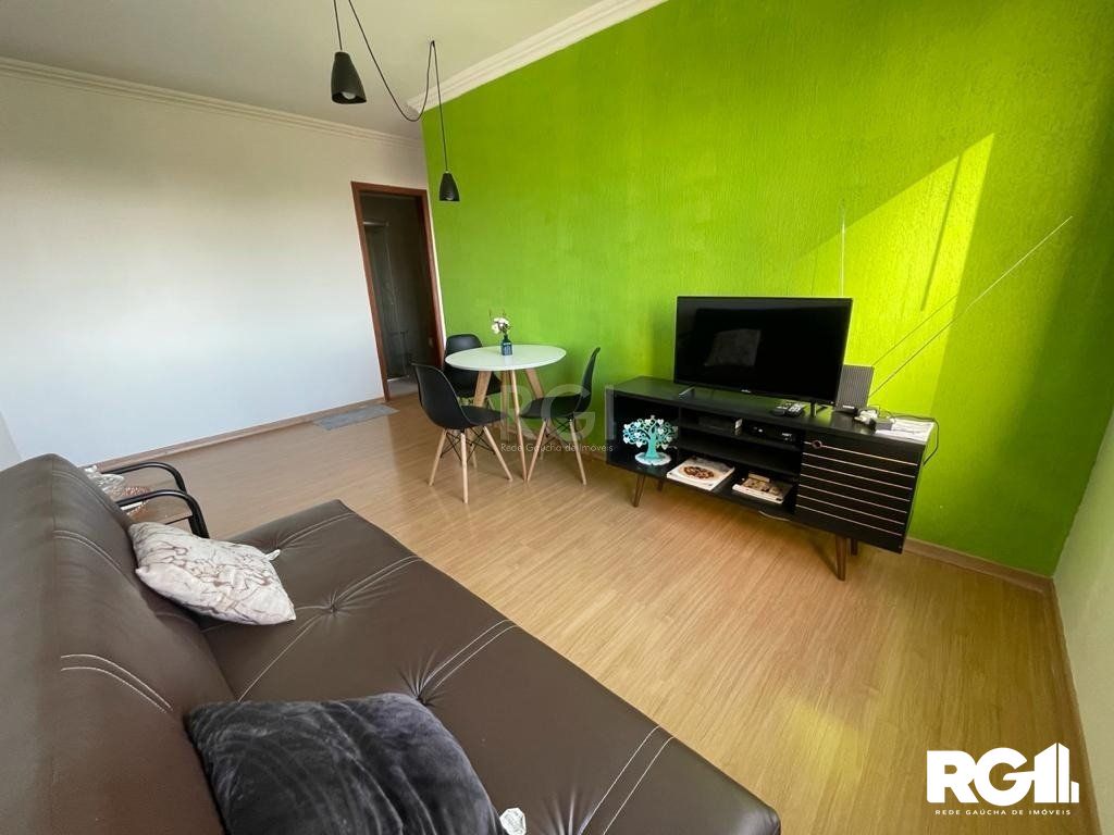 Apartamento à venda com 2 quartos, 61m² - Foto 1
