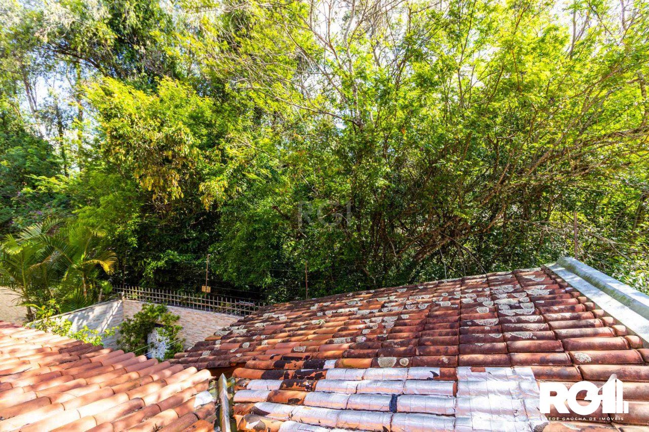 Casa de Condomínio à venda com 4 quartos, 231m² - Foto 10