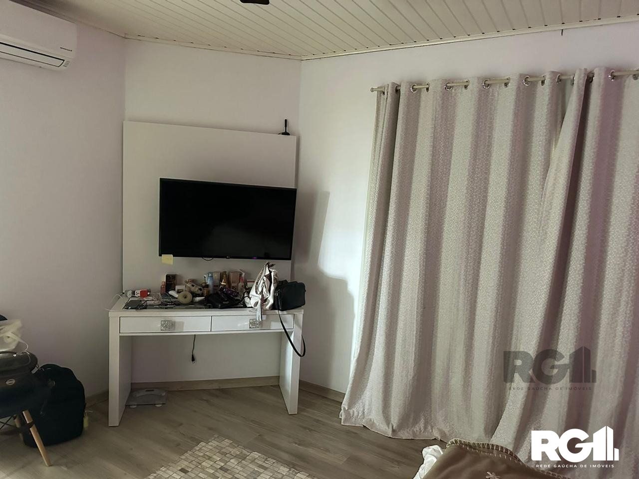 Casa à venda com 3 quartos, 206m² - Foto 11
