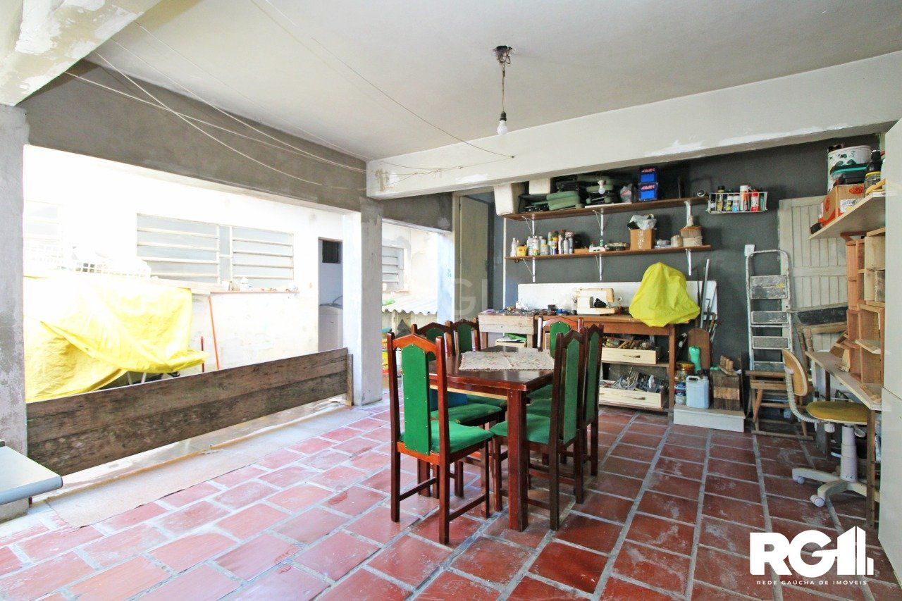 Casa à venda com 5 quartos, 74m² - Foto 35