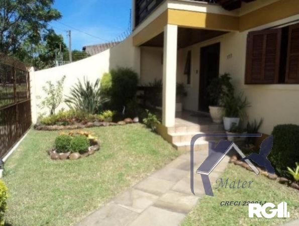 Casa à venda com 4 quartos, 318m² - Foto 2