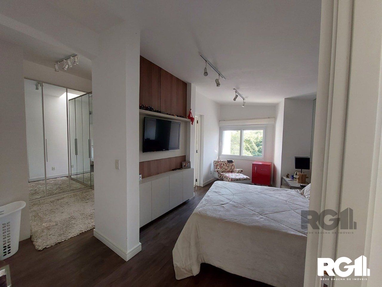 Casa de Condomínio à venda com 3 quartos, 296m² - Foto 18