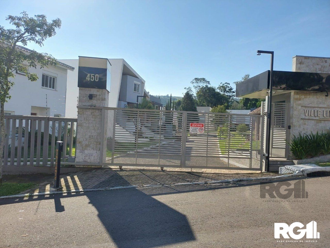 Casa de Condomínio à venda com 3 quartos, 296m² - Foto 49