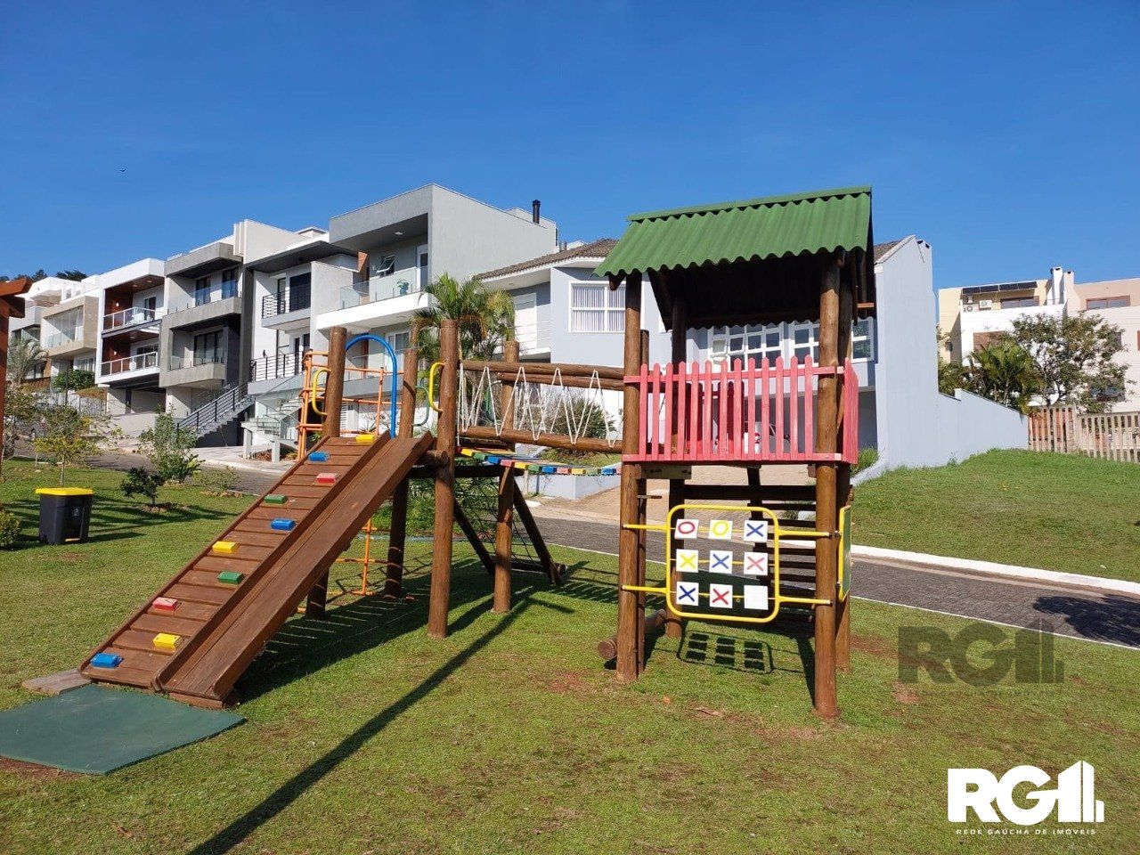 Casa de Condomínio à venda com 3 quartos, 296m² - Foto 54